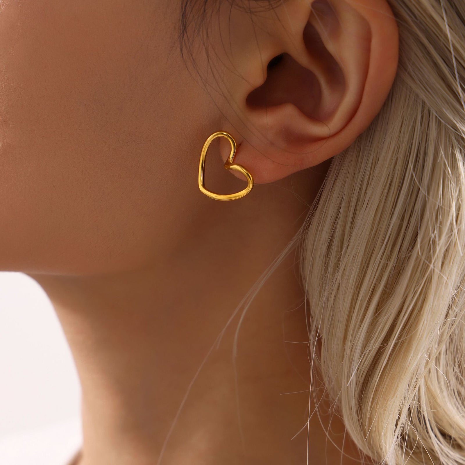 Titanium Steel PVD Electroplating 18K Real Gold – Birthday Gifts — 1