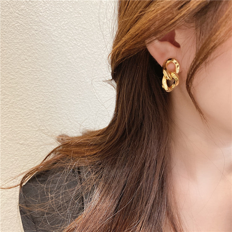 Silver Needle Frosty Wind Metal Chain Stud Earrings – Gift Ideas — 1
