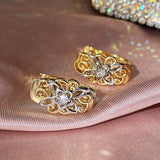 Exquisite Hollow Pattern Color Separation Ear Buckles – Surprise Gifts — 4