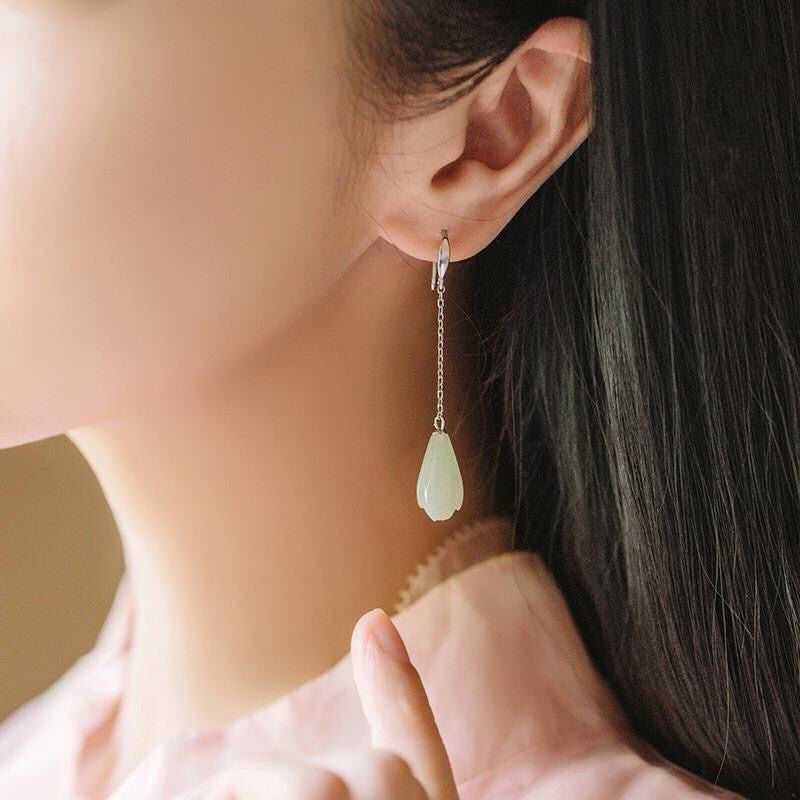 Silver Natural Hotan Magnolia Earrings – Stylish Gifts — 1