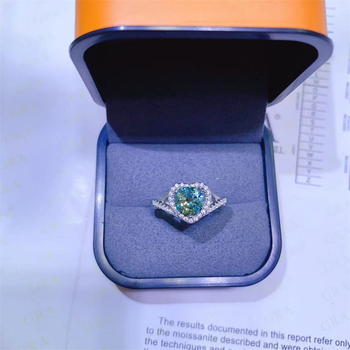 Fidelity Green Twisted Arm Love Moissanite Ring – Gifts for Couples — 1