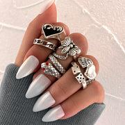 Statement Vintage Silver Spades Solitaire Knuckle Ring – Stylish Gifts — 1