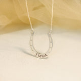 Fashion Simple Horseshoe Pendant Necklace – Jewelry Gift Ideas — 4