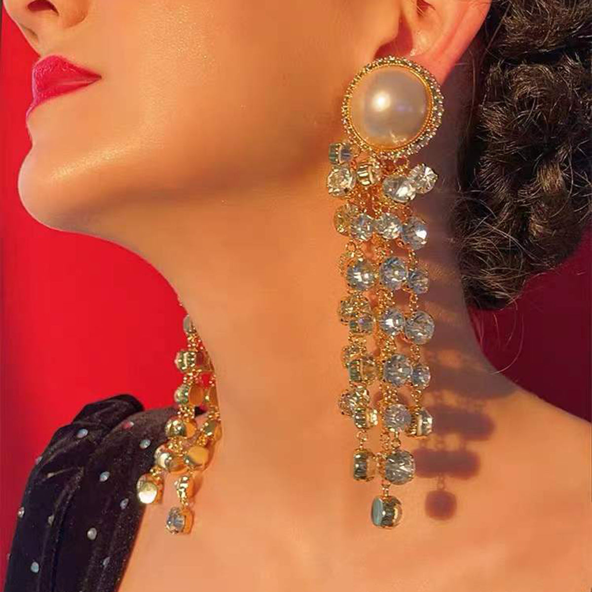Creative Alloy Inlaid Pearl Diamond Rhinestone Long – Gifts for Her — 1