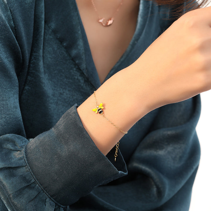 Female Cute Cartoon Bee Bracelet Golden – Jewelry Gift Ideas — 1