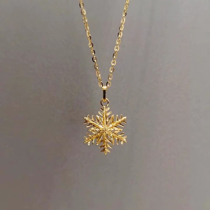 Chinese Gold Snowflake Pendant Women's Necklace – Jewelry Gift Ideas — 1