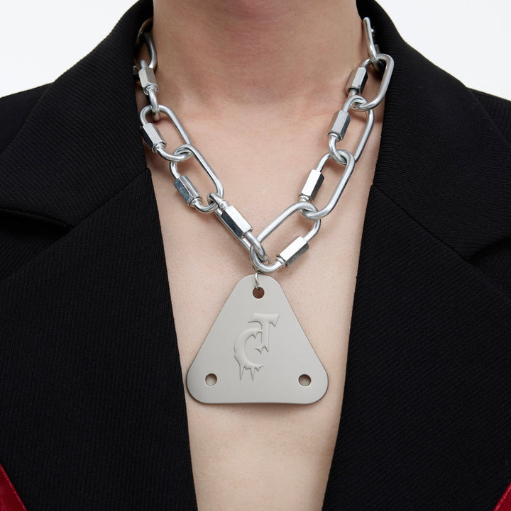 Niche Metal Triangle Pendant Necklace Frosted – Jewelry Gift Ideas — 1