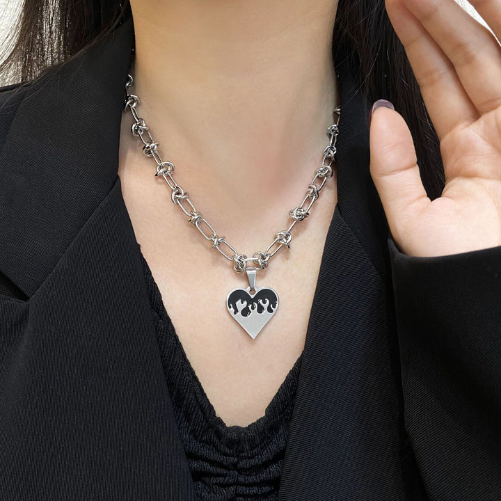 Women's Fashion Love Flame Shape Pendant Necklace – Jewelry Gift Ideas — 1