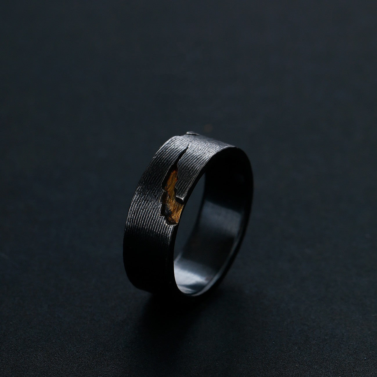 Double Color Gilded Gold Light Mark Ring – Birthday Gifts — 1