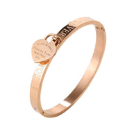 Men's And Women's Fashion Letters Peach Heart Ring – Stylish Gifts — 4