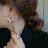 High-quality Diamond-encrusted Twist Round Ear – Small Gift Ideas — 3